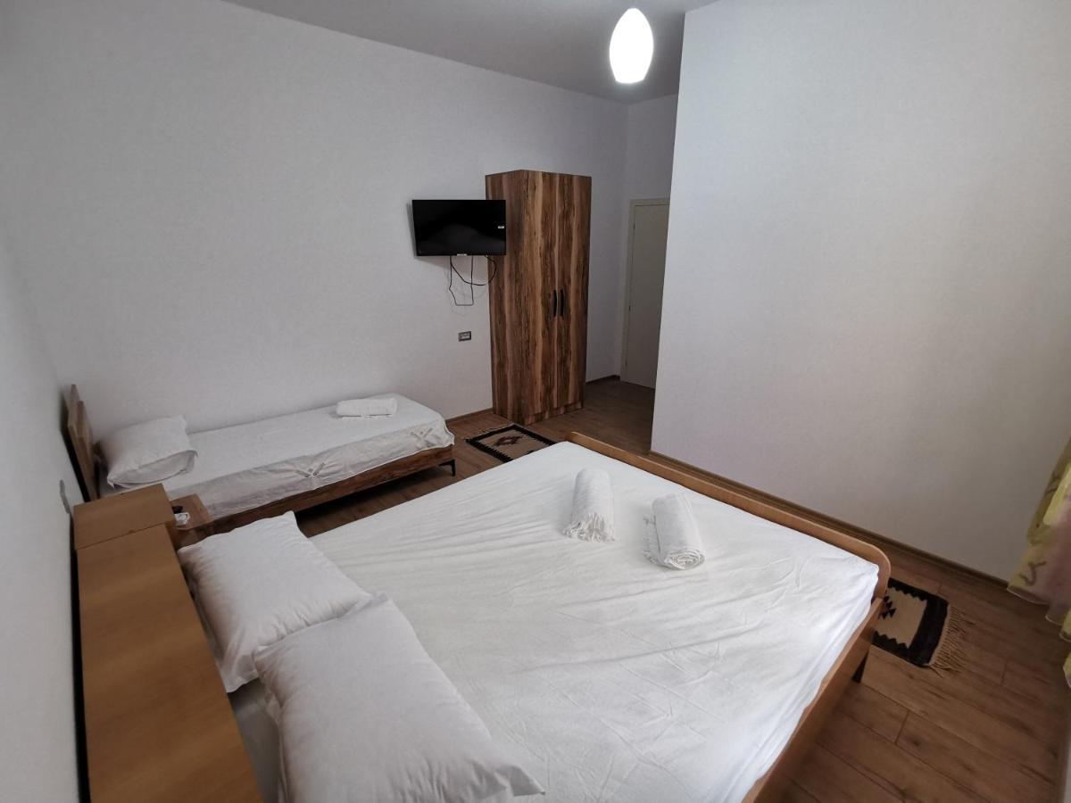 Bujtina Valgent Bed and Breakfast Berat Eksteriør billede